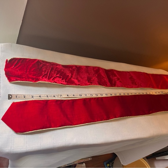 Holiday Craft Ribbon Bundle Wire ribbon velvet red 4” widelot; vintage hallmark - Picture 13 of 16